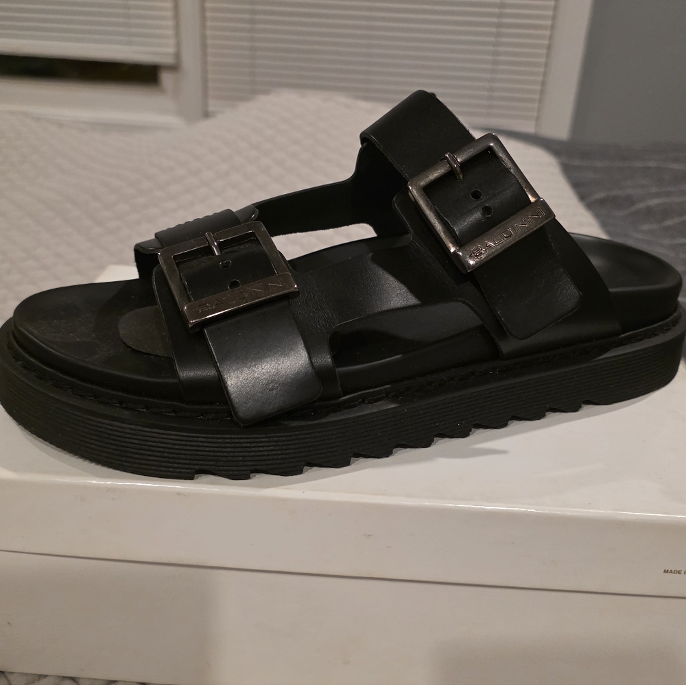 Baldinini Mens Black Leather Sandals with Silver Buckles. Made In Italy.Size 42